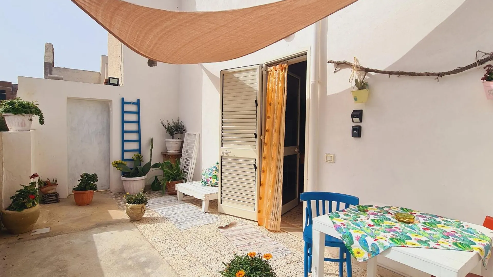 A Un Passo Dal Tramonto Apartman Marsala Olaszország
